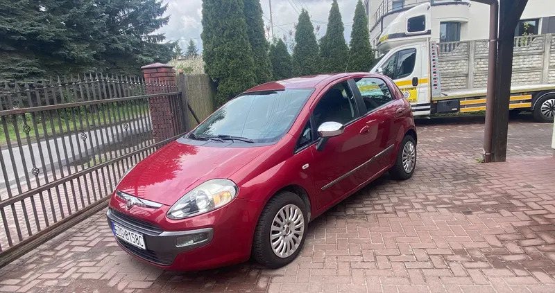 fiat łódzkie Fiat Punto cena 18500 przebieg: 221500, rok produkcji 2011 z Zgierz